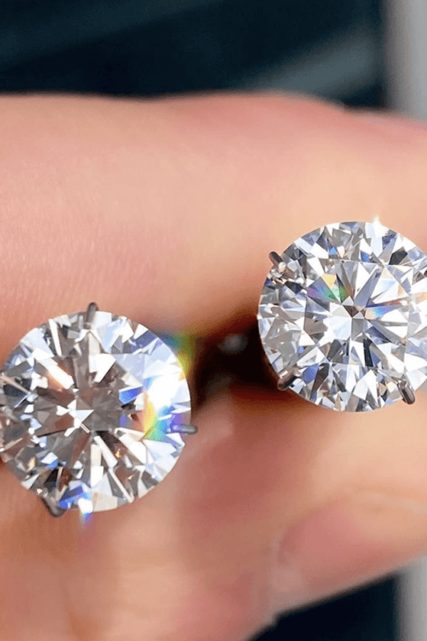 moissanite vs diamond